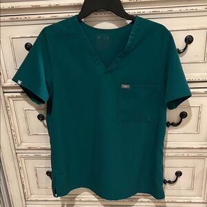 Figs Men's Deep Teal V-Neck Shirt